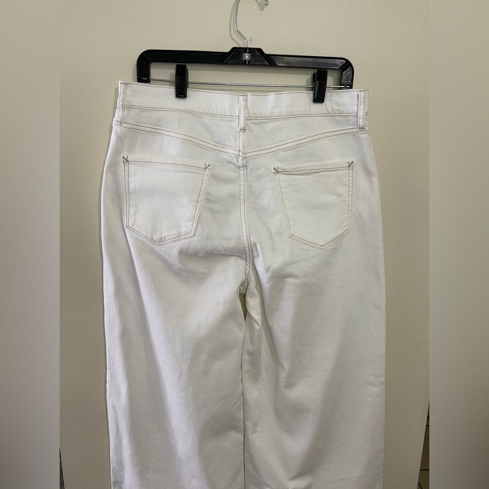 a.n.a Women's High-Rise Wide Leg Pleated Jeans White. Size 10. NWT - Picture 13 of 16